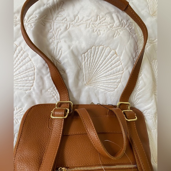 🇮🇹NWT Unica! Firenze Italy supple Leather Backpack OR Tote fits tablets easily - Picture 4 of 16